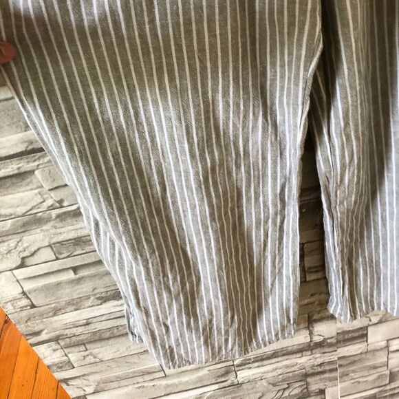 Beach Lunch Lounge || Linen Blend Striped Smocked Cotton Wide Leg CropJumpsuit - Picture 6 of 13